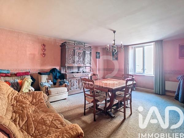 Immeuble à vendre 161 m² Vacqueville