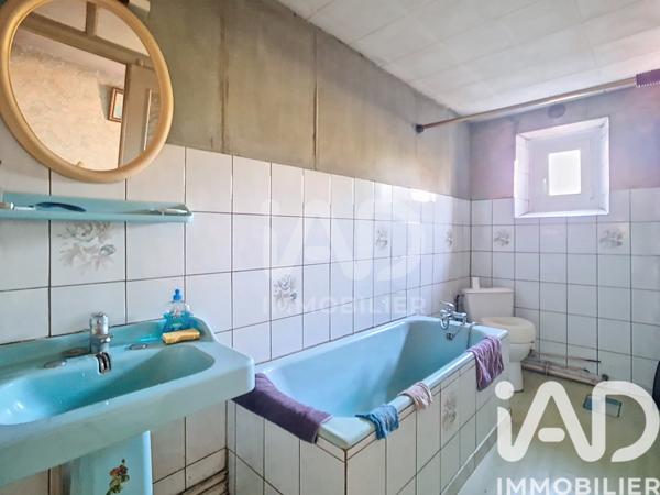 Immeuble à vendre 161 m² Vacqueville