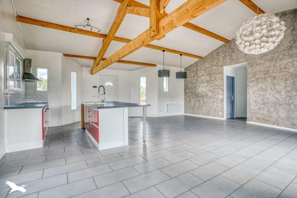 Maison à vendre 210 400 € Longueville 5 p 107 m² DPE C