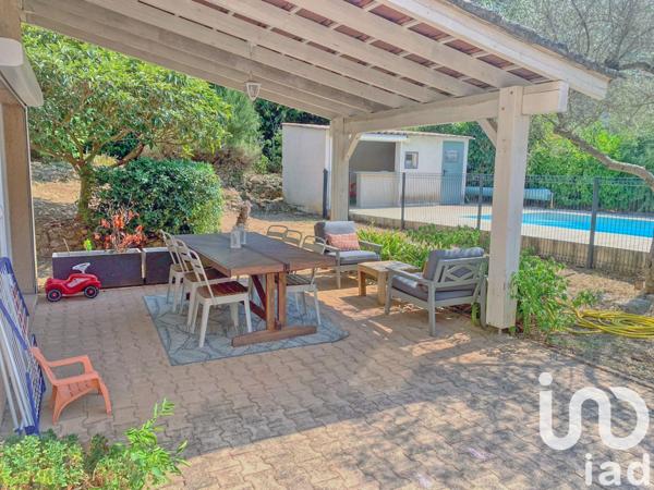 Maison à vendre 7 pièces 139 m² Solliès-Toucas