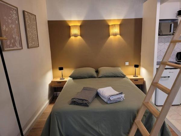 Appartement Montpellier 1 pièce(s) 28 m2, rénové dans l'écusson