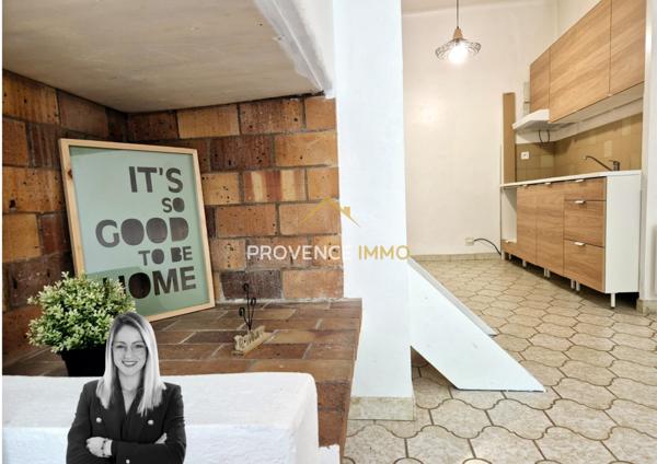 Eyguières (13430) CHARMANT T3 EN CENTRE VILLE avec SOLARIUM!