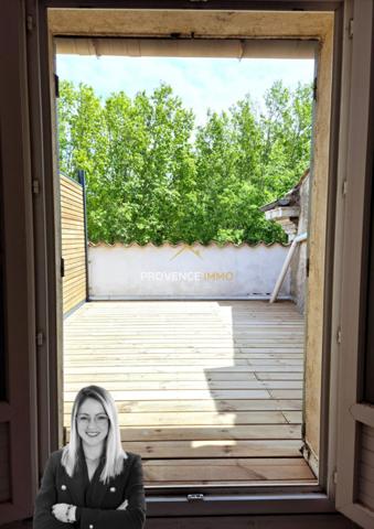 Eyguières (13430) CHARMANT T3 EN CENTRE VILLE avec SOLARIUM!