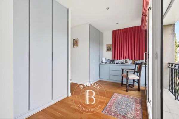 Marseille 8ème, Maison 4 Chambres -  293 m² à vendre