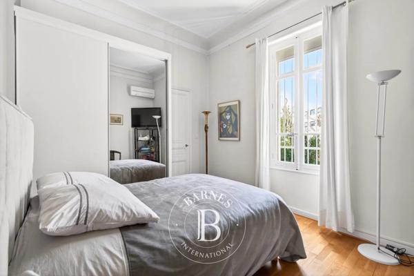 Marseille 8ème, Maison 4 Chambres -  293 m² à vendre