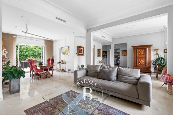 Marseille 8ème, Maison 4 Chambres -  293 m² à vendre