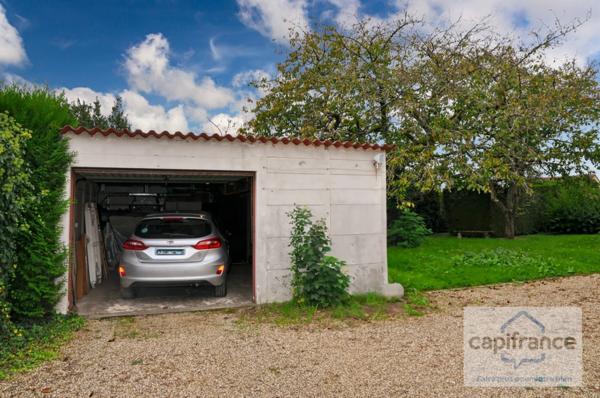 Maison à rénover – Gros potentiel - avec grand terrain (1207 m²) + garage – Saint-Marcel / Chalon