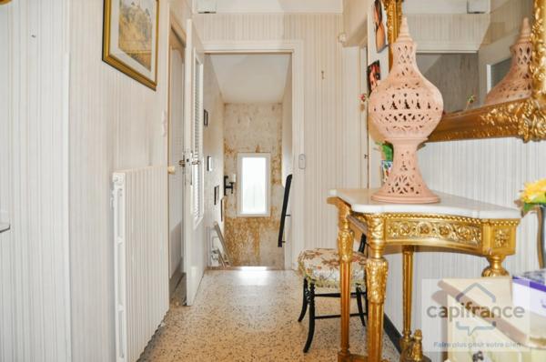 Maison à rénover – Gros potentiel - avec grand terrain (1207 m²) + garage – Saint-Marcel / Chalon