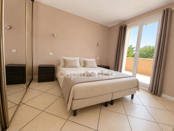 Maison à vendre 8 pièces CALLIAN (83)