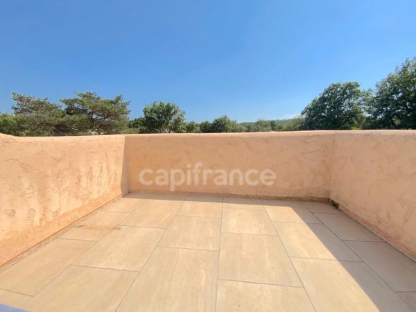 Maison à vendre 8 pièces CALLIAN (83)