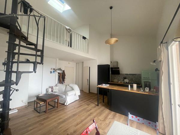 Appartement T3 duplex ascenseur, terrasse, parking