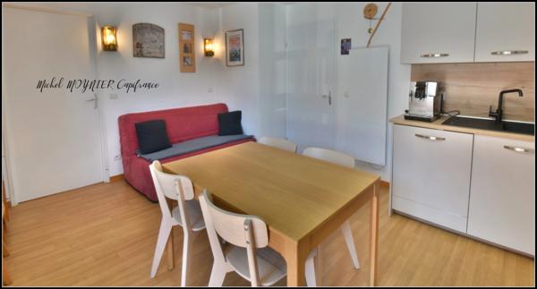 🌞 MOLINES-EN-QUEYRAS – Appartement T3 meublé au pied des pistes avec balcon plein soleil ! ⛷️🏔️