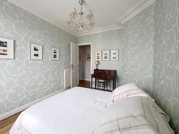 Paris (75019) Luxe, calme et beauté avec balcon