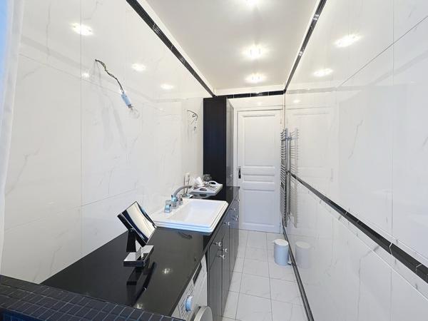 Paris (75019) Luxe, calme et beauté avec balcon