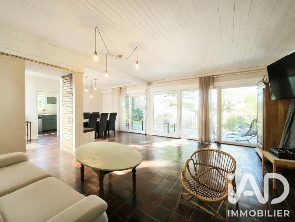 Maison à vendre 9 pièces 230 m² Aiglemont
