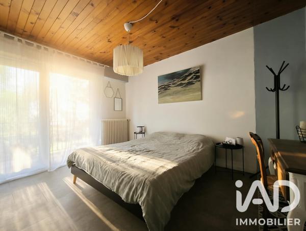 Maison à vendre 9 pièces 230 m² Aiglemont