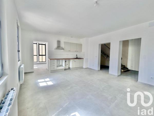 Location appartement 5 pièces 100 m² Saint-Gilles