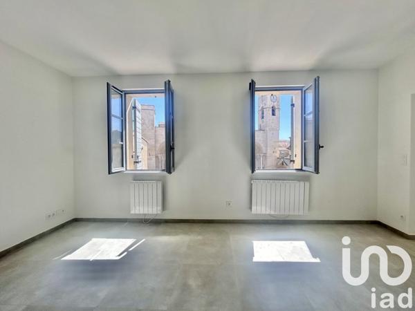 Location appartement 5 pièces 100 m² Saint-Gilles