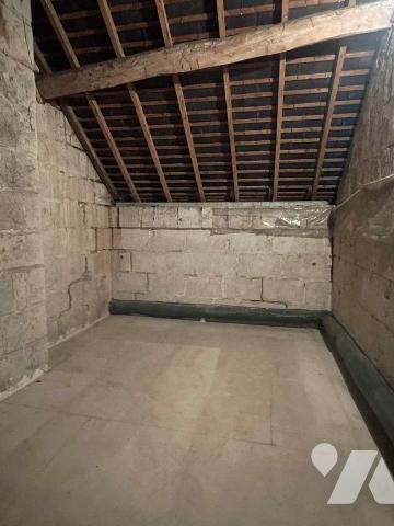 Maison ancienne avec dépendance maison annexe, cave et grenier à Turquant