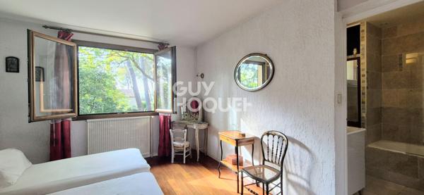 Maison Bouc Bel Air 7 pièces 178 m2 env sur une parcelle de 2068 m2.