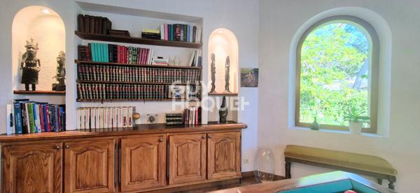 Maison Bouc Bel Air 7 pièces 178 m2 env sur une parcelle de 2068 m2.