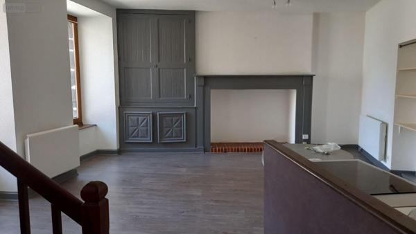 Immeuble à vendre à Mauriac dans le Cantal (15200), ref : 15060/1258