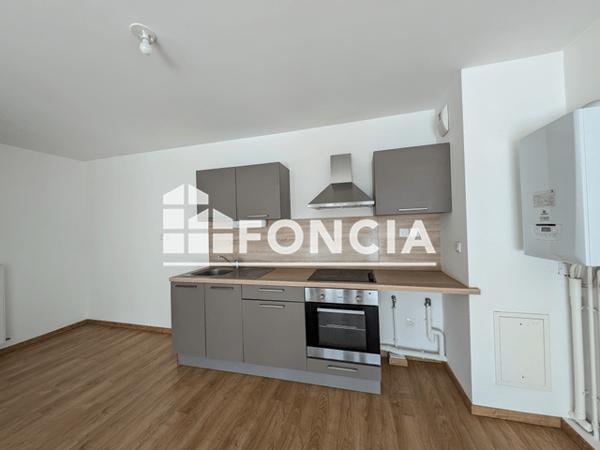 Location Appartement 3 pièces 68 m² - 6/8 RUE GEORGES LANFRY Deville-les-rouen 76250
