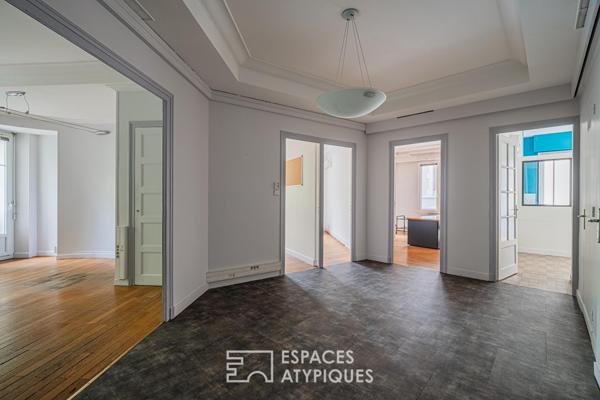 Appartement de caractère dans un immeuble de standing en centre ville