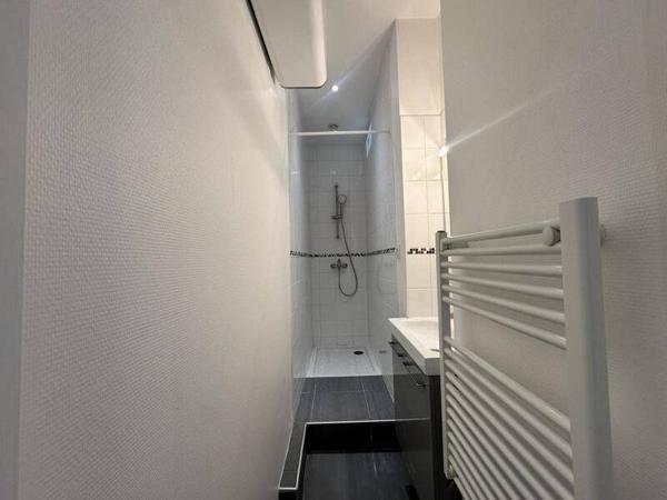 Appartement 2 pièces                                        - 38000 Grenoble Réf : 5091