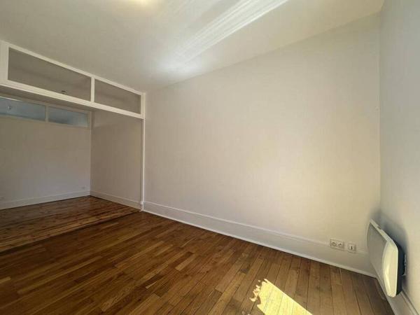 Appartement 2 pièces                                        - 38000 Grenoble Réf : 5091