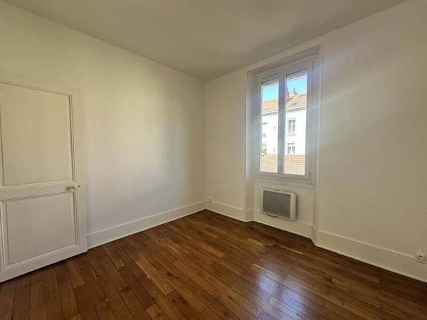 Appartement 2 pièces                                        - 38000 Grenoble Réf : 5091