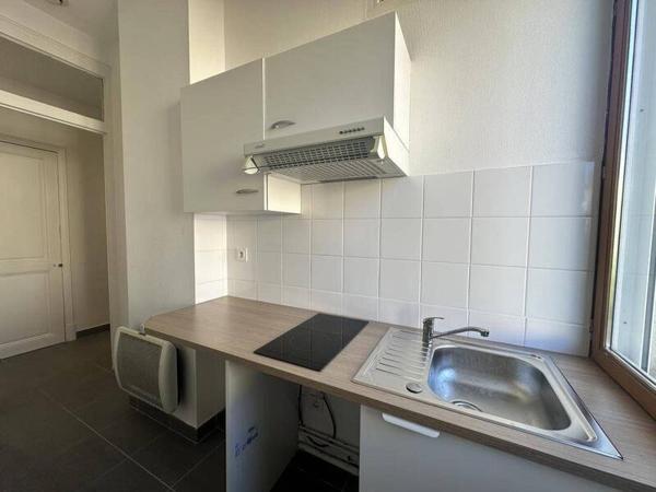 Appartement 2 pièces                                        - 38000 Grenoble Réf : 5091