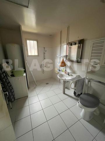 RARE SUR LE MARCHE!!! 2 MAISONS INDEPENDANTES POUR LE PRIX D'UNE!!!