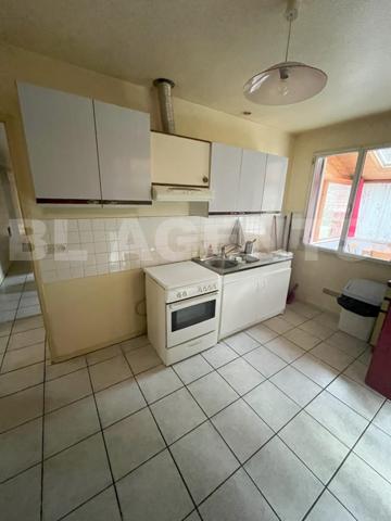 RARE SUR LE MARCHE!!! 2 MAISONS INDEPENDANTES POUR LE PRIX D'UNE!!!