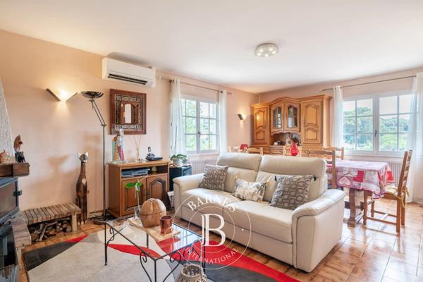 Antibes, Villa 10 Chambres -  416 m² à vendre