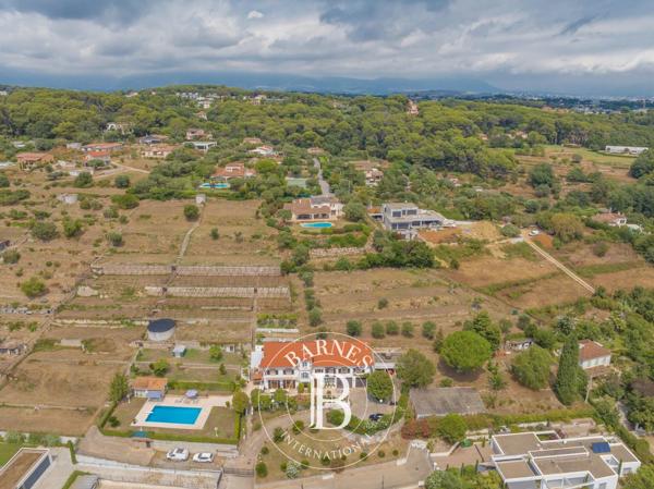 Antibes, Villa 10 Chambres -  416 m² à vendre