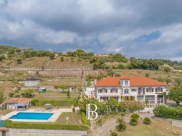 Antibes, Villa 10 Chambres -  416 m² à vendre