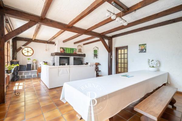Antibes, Villa 10 Chambres -  416 m² à vendre