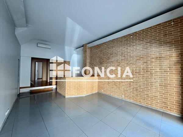 Location Local commercial 2 pièces 54.9 m² - RDC Narbonne 11100