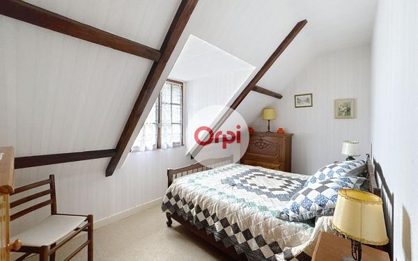 Maison à vendre    5 pièces •  Ambon