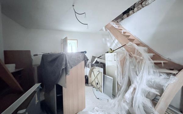 Maison à vendre    1 pièce •  Guise