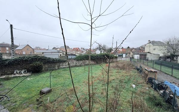 Maison à vendre    1 pièce •  Guise