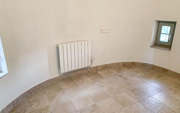 Appartement à louer    2 pièces •  Biot