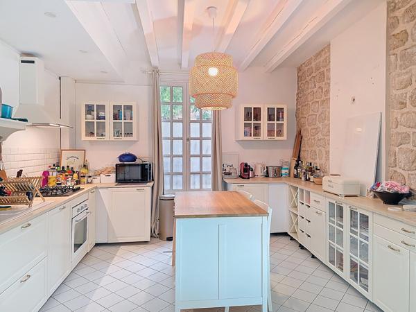 Créteil (94000) Creteil Village - Charmante maison de 125 m2 avec jardin.