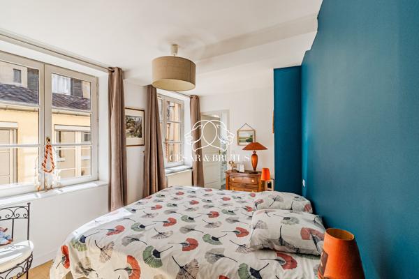 Superbe appartement de charme – Quai Pierre-Scize, à deux pas de la passerelle Saint-Vincent