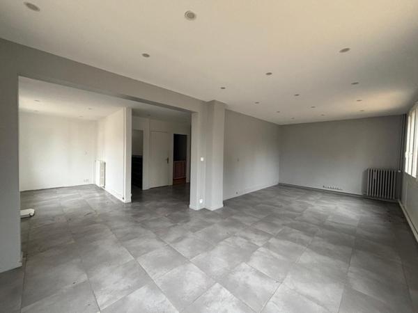 Maison à NOGENT-SUR-OISE, 60180 - 8 pièces 143m²