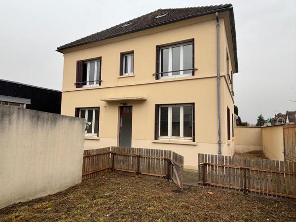 Maison à NOGENT-SUR-OISE, 60180 - 8 pièces 143m²