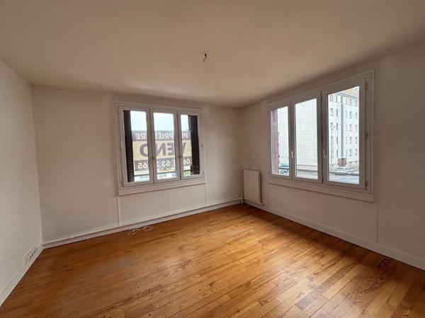 Maison à NOGENT-SUR-OISE, 60180 - 8 pièces 143m²