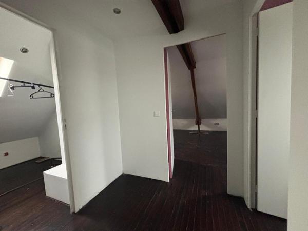 Maison à NOGENT-SUR-OISE, 60180 - 8 pièces 143m²