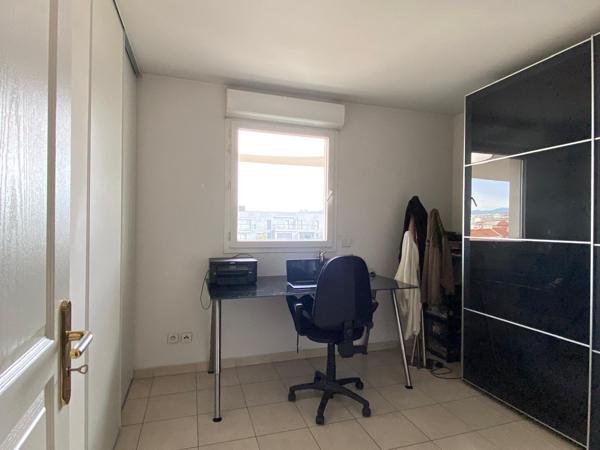 Marseille (13008) - PERIER - PRADO -